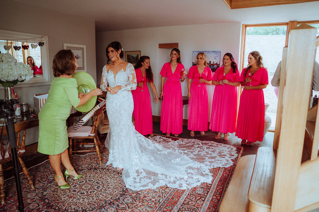 SANT FFRAED HOUSE WEDDING PHOTOGRAPHY 028 SANT FFRAED HOUSE WEDDING PHOTOGRAPHY 028